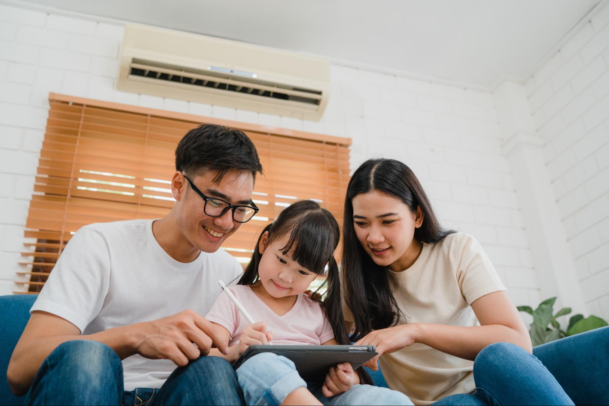 keep-the-christmas-spirit-cool-the-best-air-conditioners-for-a-tropical-holiday Keep the Christmas Spirit Cool: The Best Air Conditioners for a Tropical Holiday