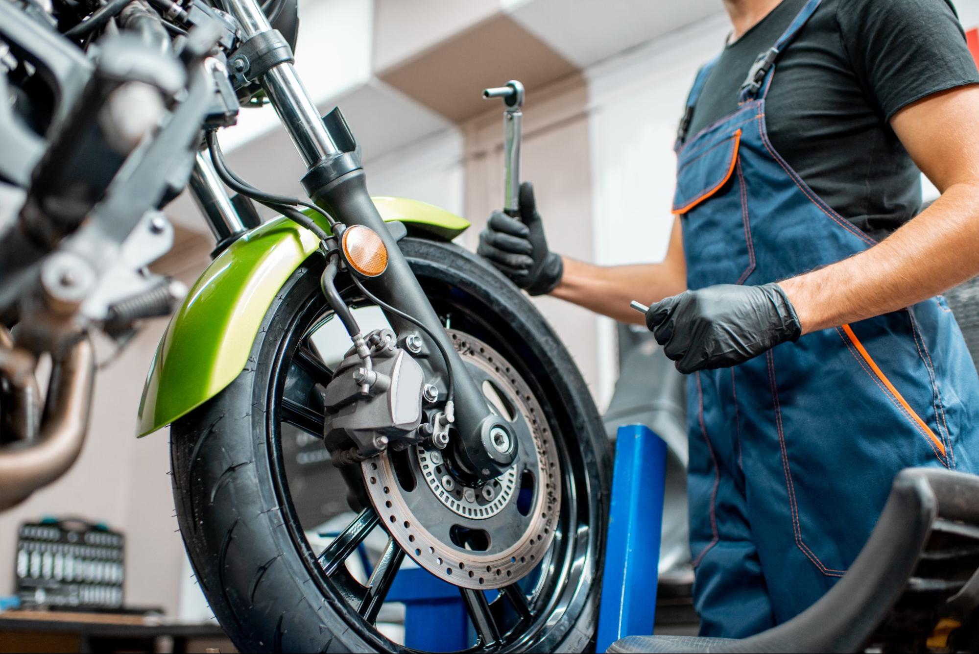 tips-to-cool-off-your-motorcycle-during-the-summer tips-to-cool-off-your-motorcycle-during-the-summer